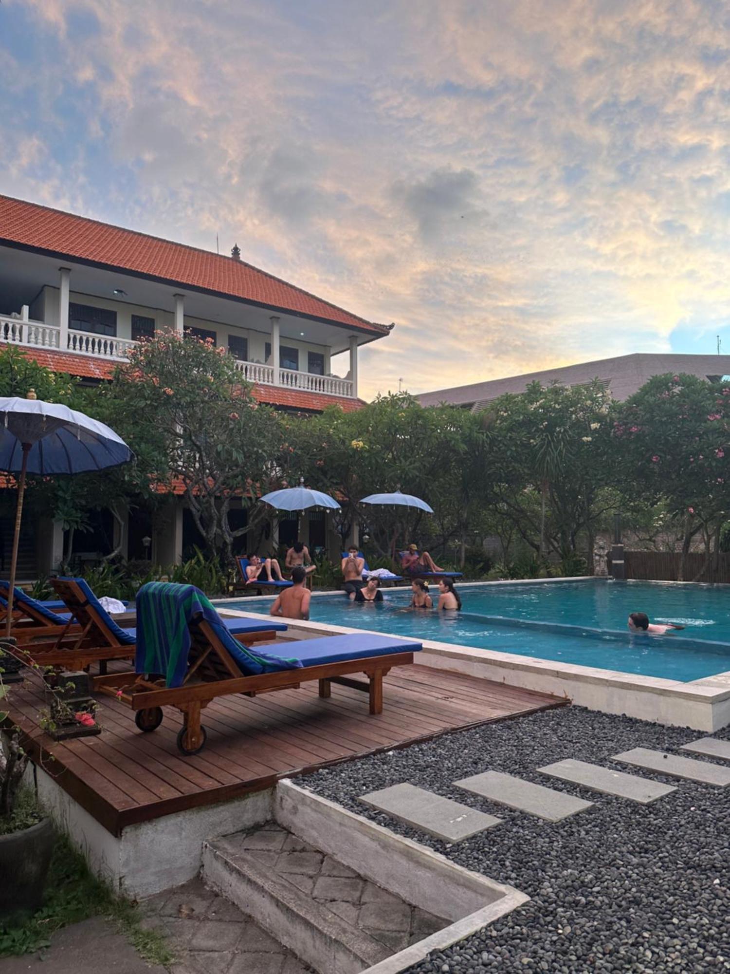 New Mekar Jaya Hotel Legian  Bagian luar foto