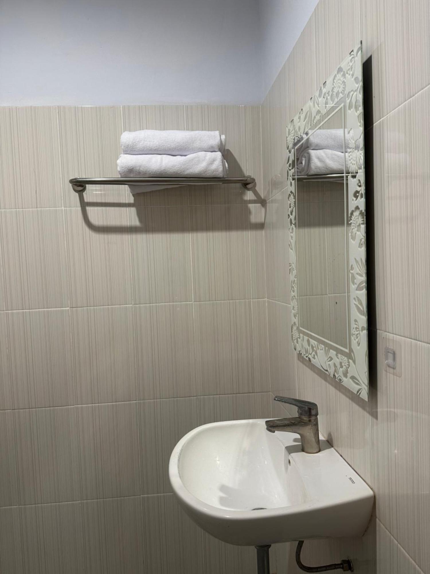 New Mekar Jaya Hotel Legian  Bagian luar foto