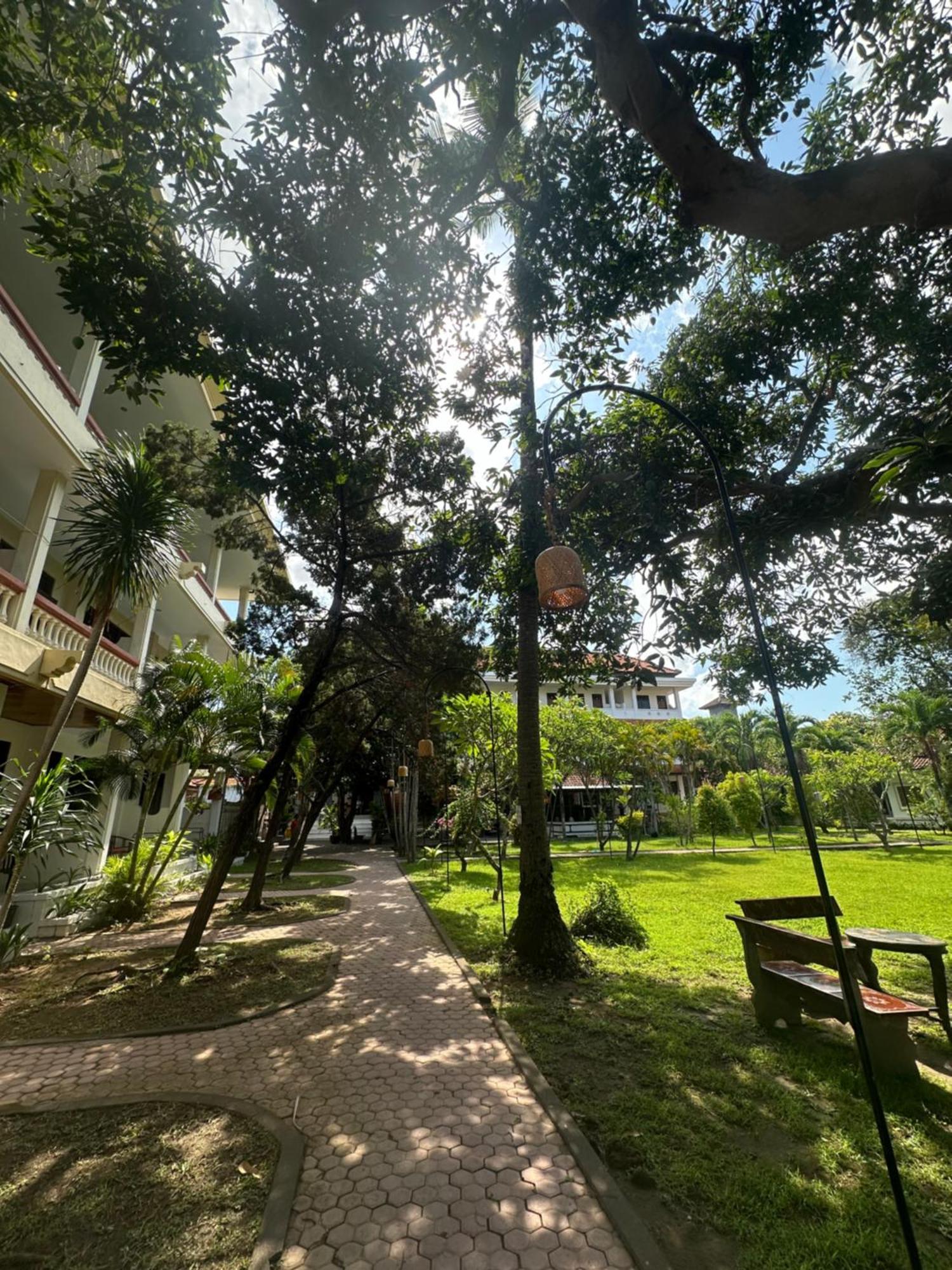 New Mekar Jaya Hotel Legian  Bagian luar foto